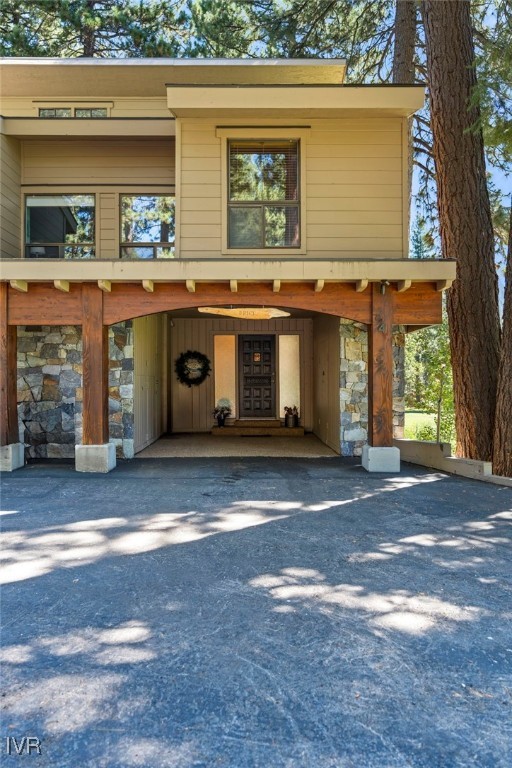 954 Fairway Boulevard 4