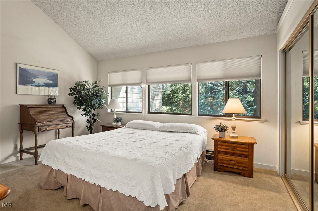 954 Fairway Boulevard 4
