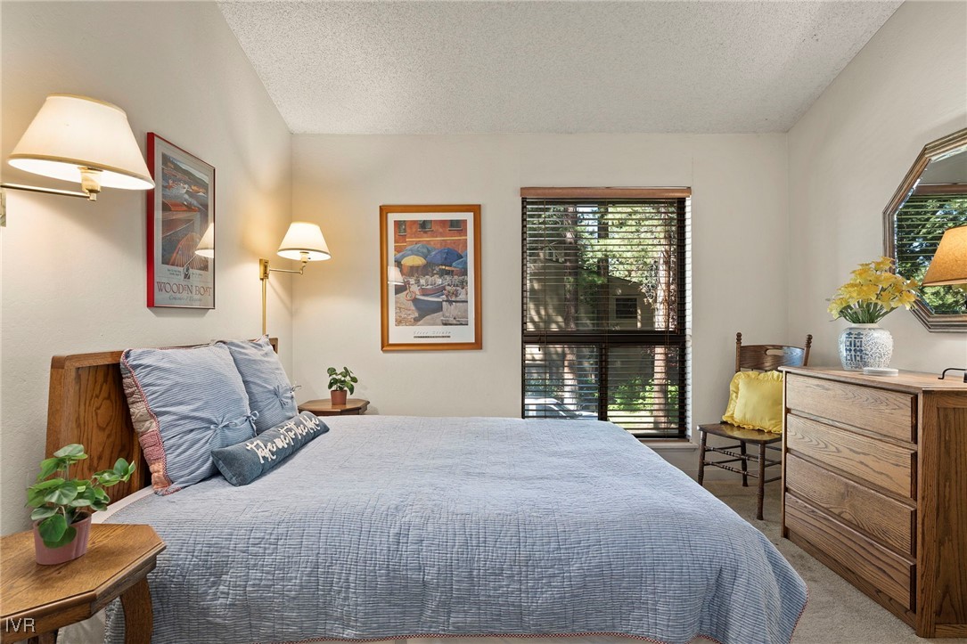 954 Fairway Boulevard 4