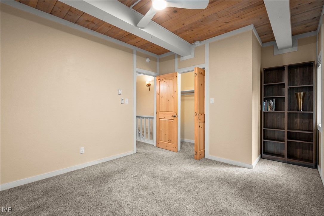 989 Tahoe Blvd 89