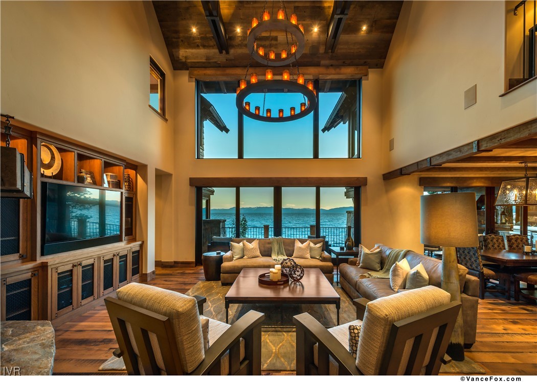 919 Lakeshore Boulevard