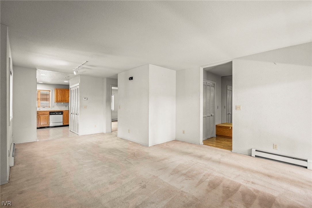947 Incline Way 189