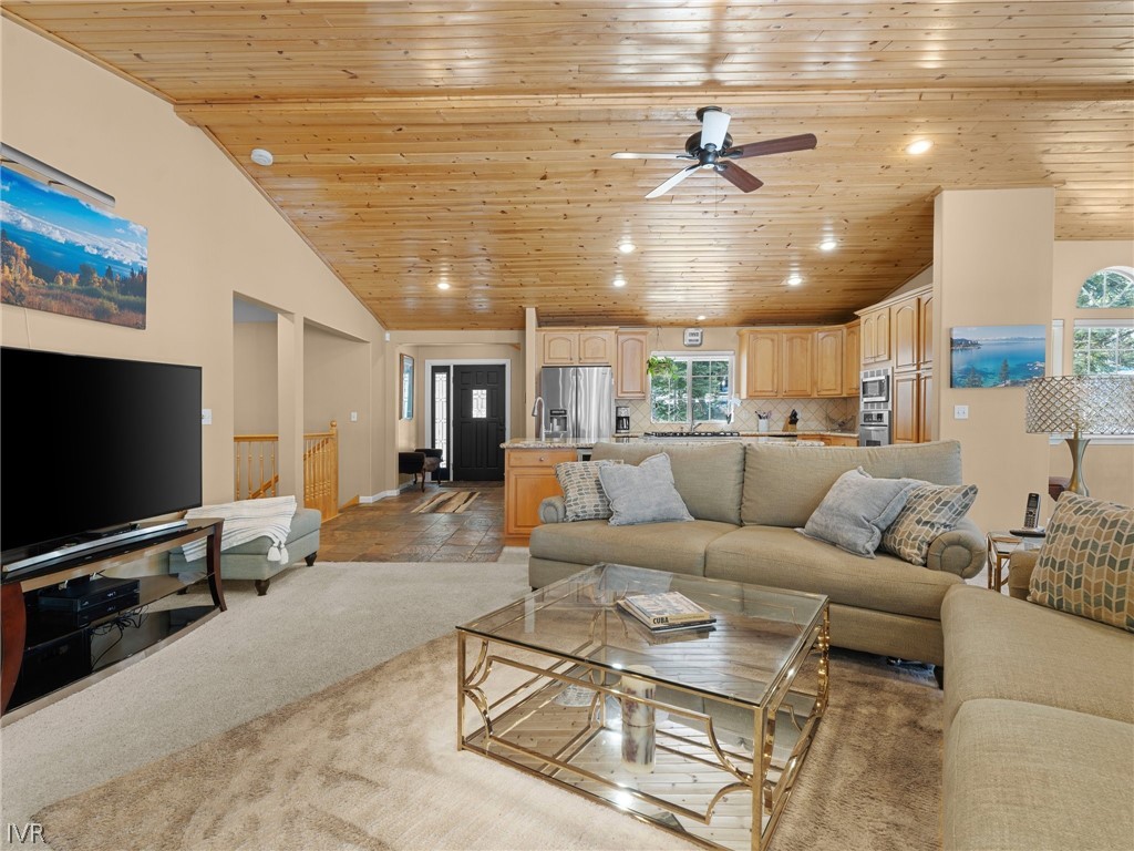 1021 DORCEY DR