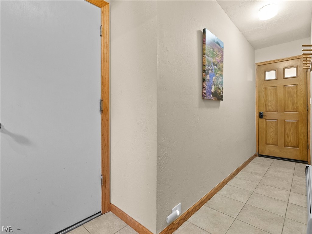 948 Harold Drive 4