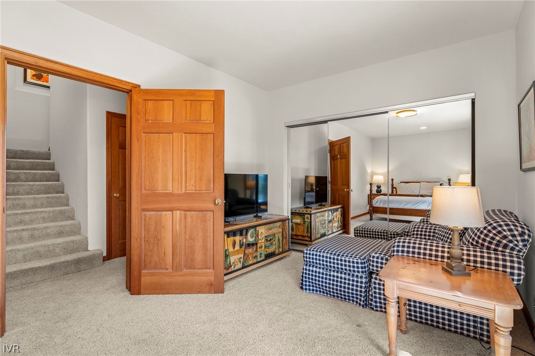 545 Alpine View