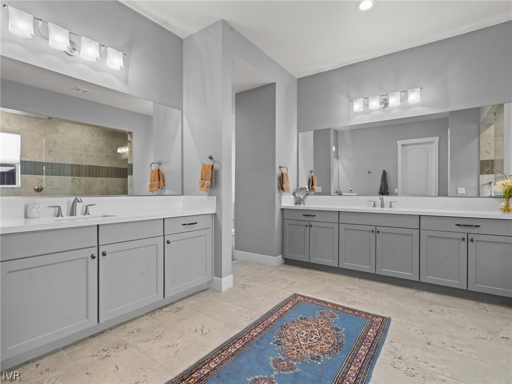 3063 Feathertop Dr