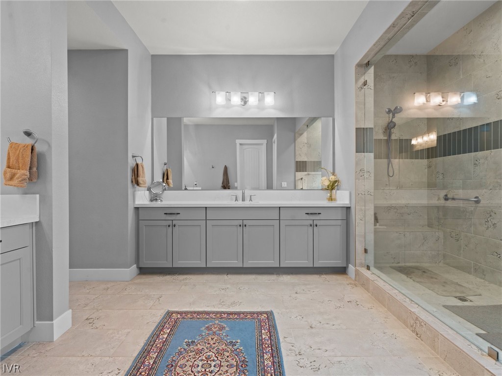 3063 Feathertop Dr