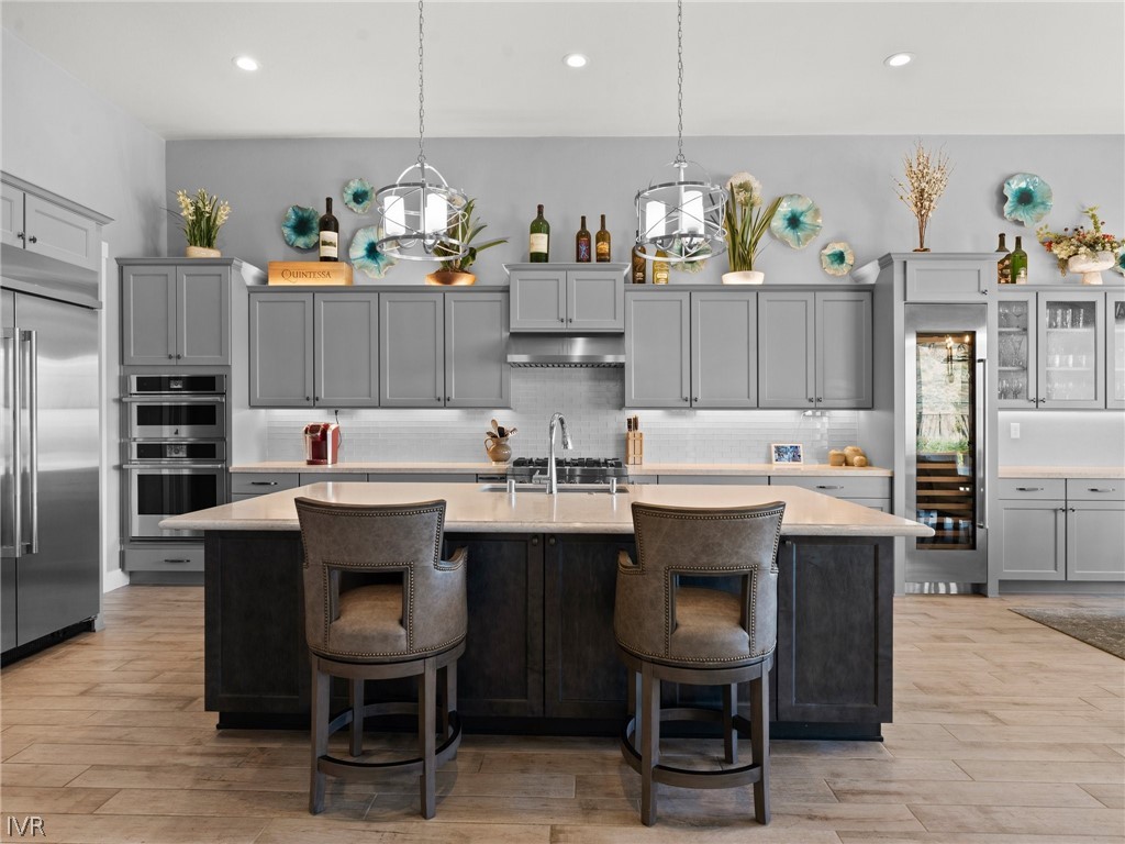3063 Feathertop Dr