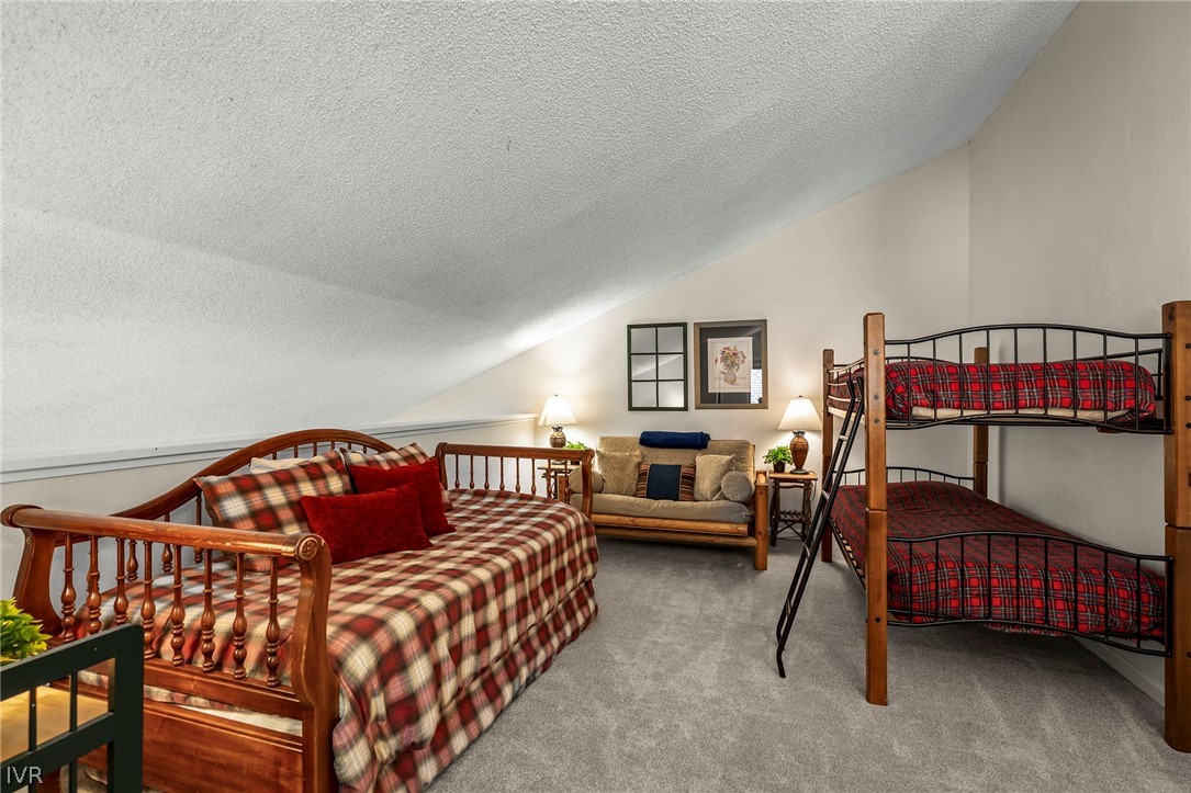 330 Ski Way 19