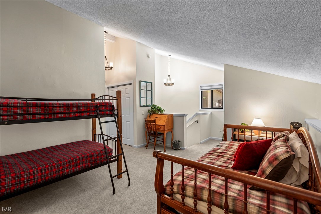 330 Ski Way 19