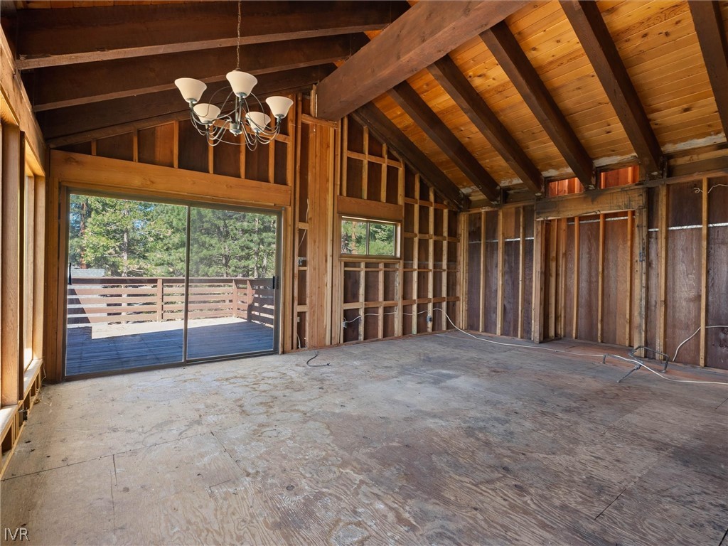 557 Knotty Pine Drive