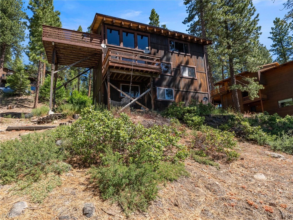 557 Knotty Pine Drive