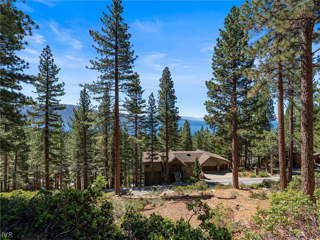 557 Knotty Pine Drive