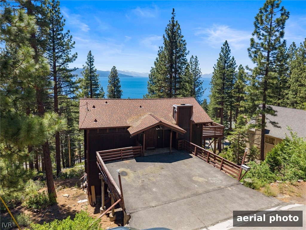 557 Knotty Pine Drive