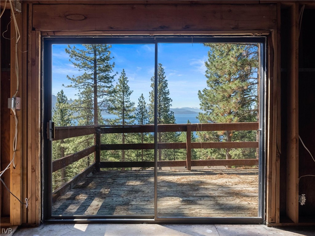 557 Knotty Pine Drive