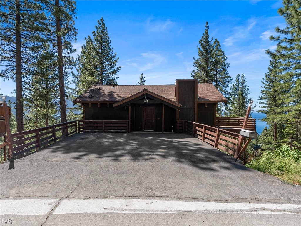 557 Knotty Pine Drive