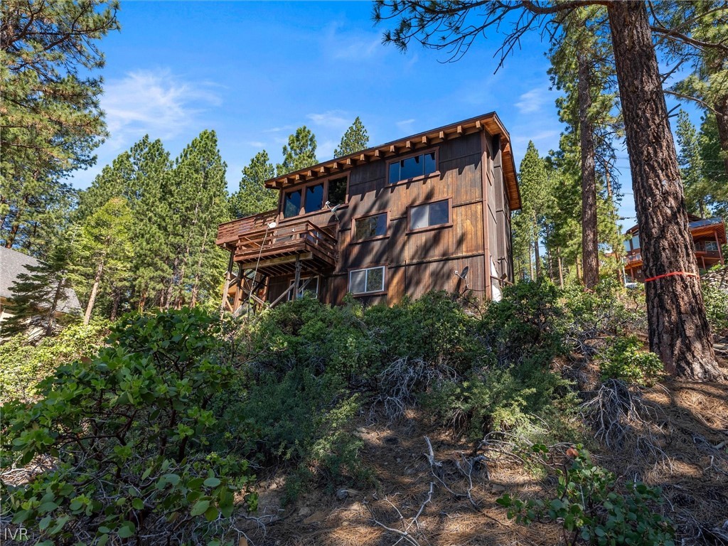 557 Knotty Pine Drive