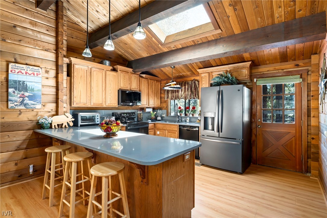 376 Country Club Drive