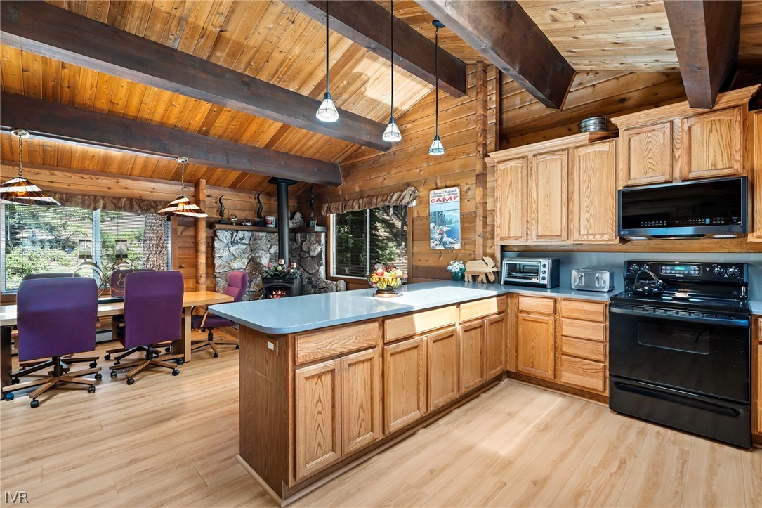 376 Country Club Drive