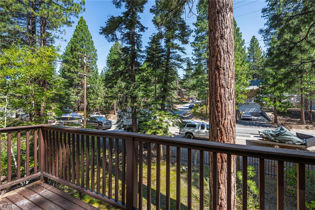811 Southwood Boulevard 8