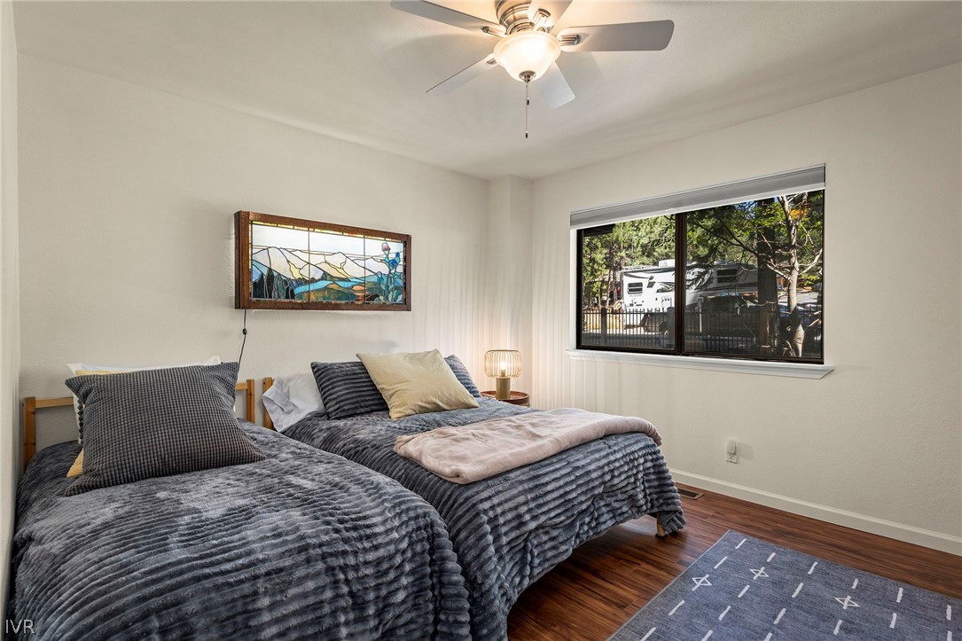 811 Southwood Boulevard 8