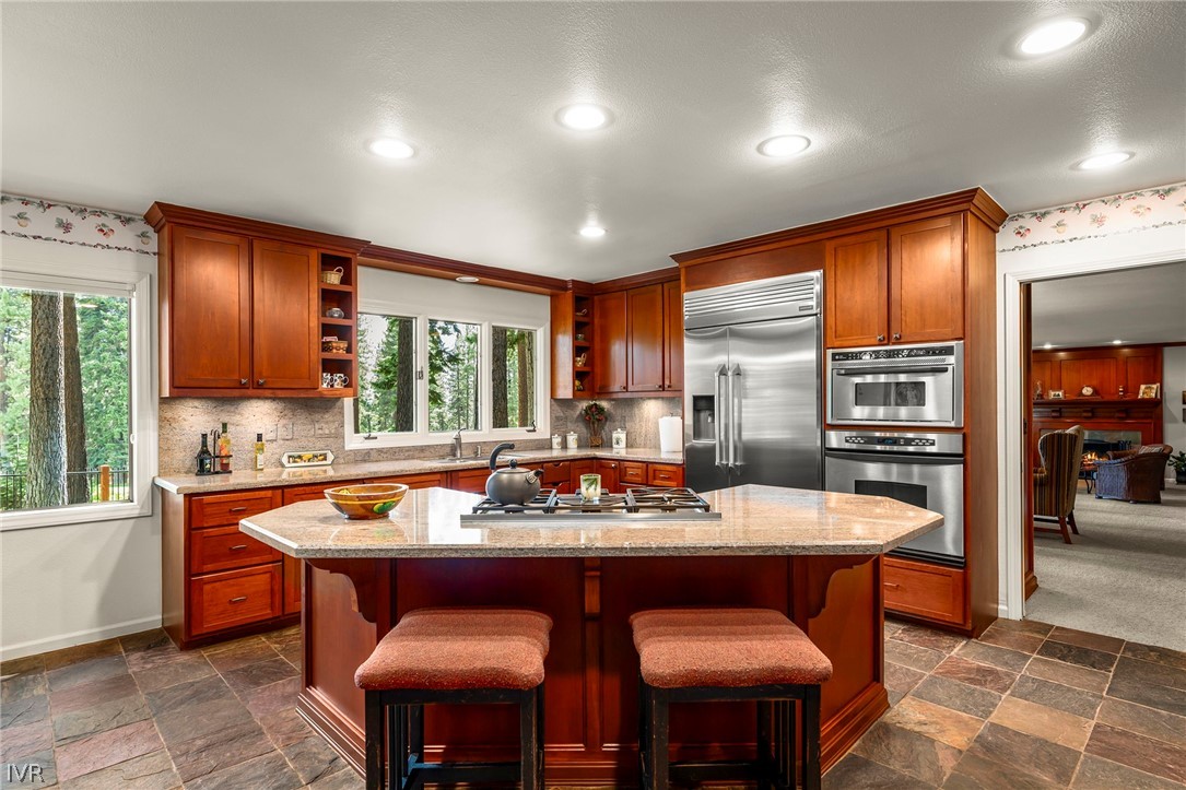 656 14th Green Drive