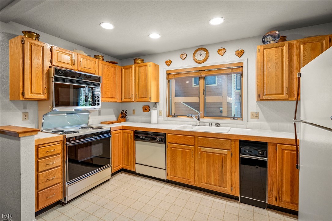 170 Village Boulevard 22