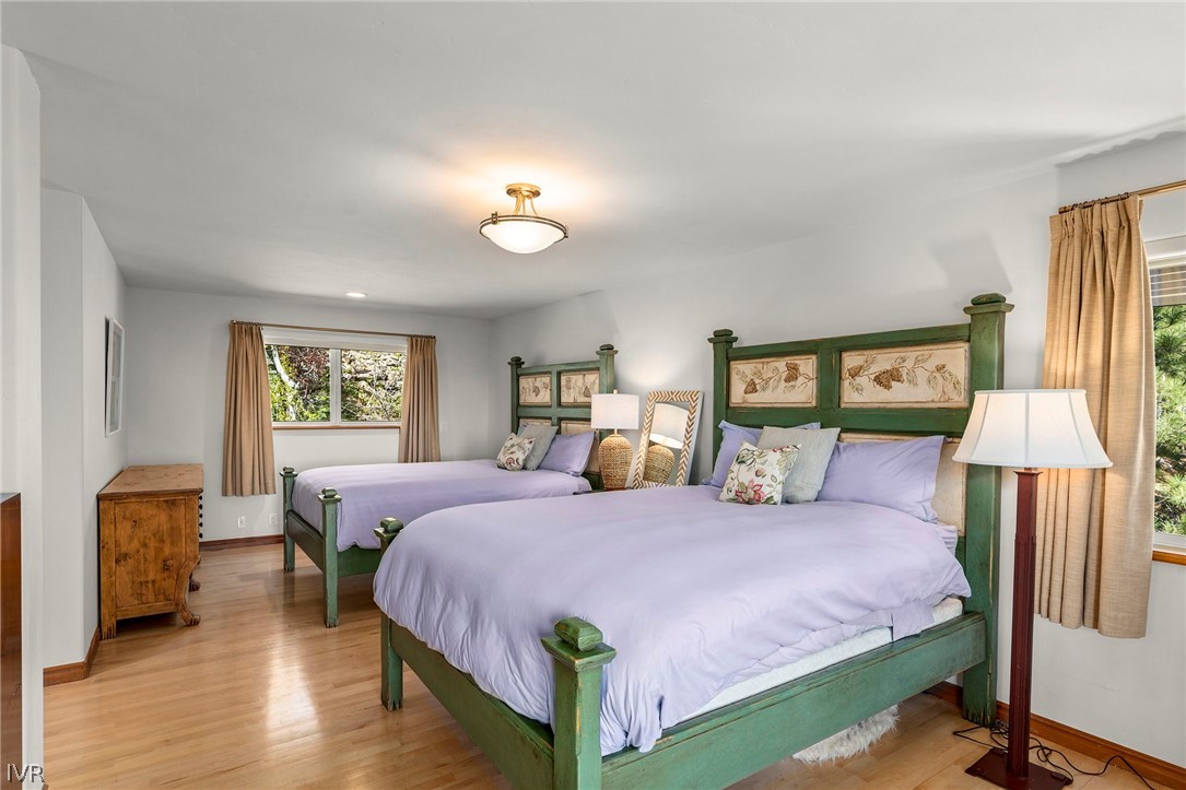 545 Alpine View