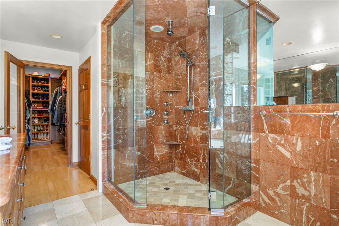 545 Alpine View