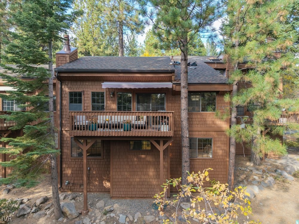875 Southwood Boulevard 22