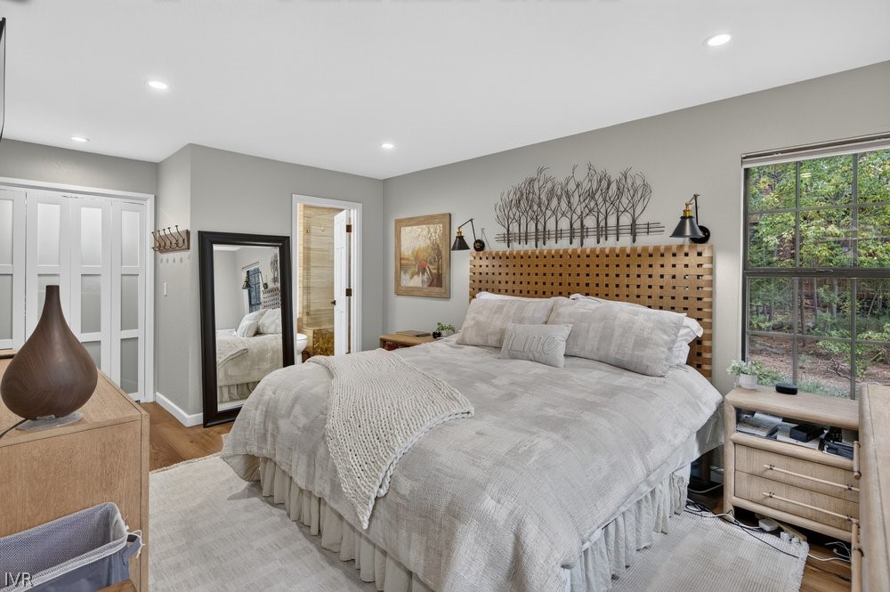 875 Southwood Boulevard 22