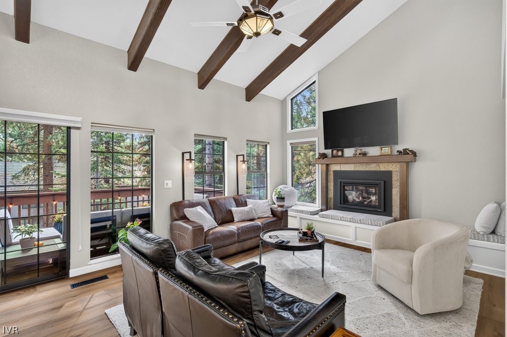 875 Southwood Boulevard 22