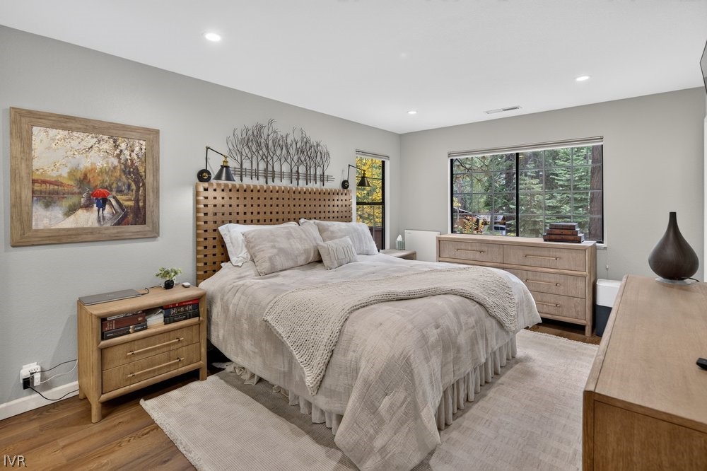 875 Southwood Boulevard 22