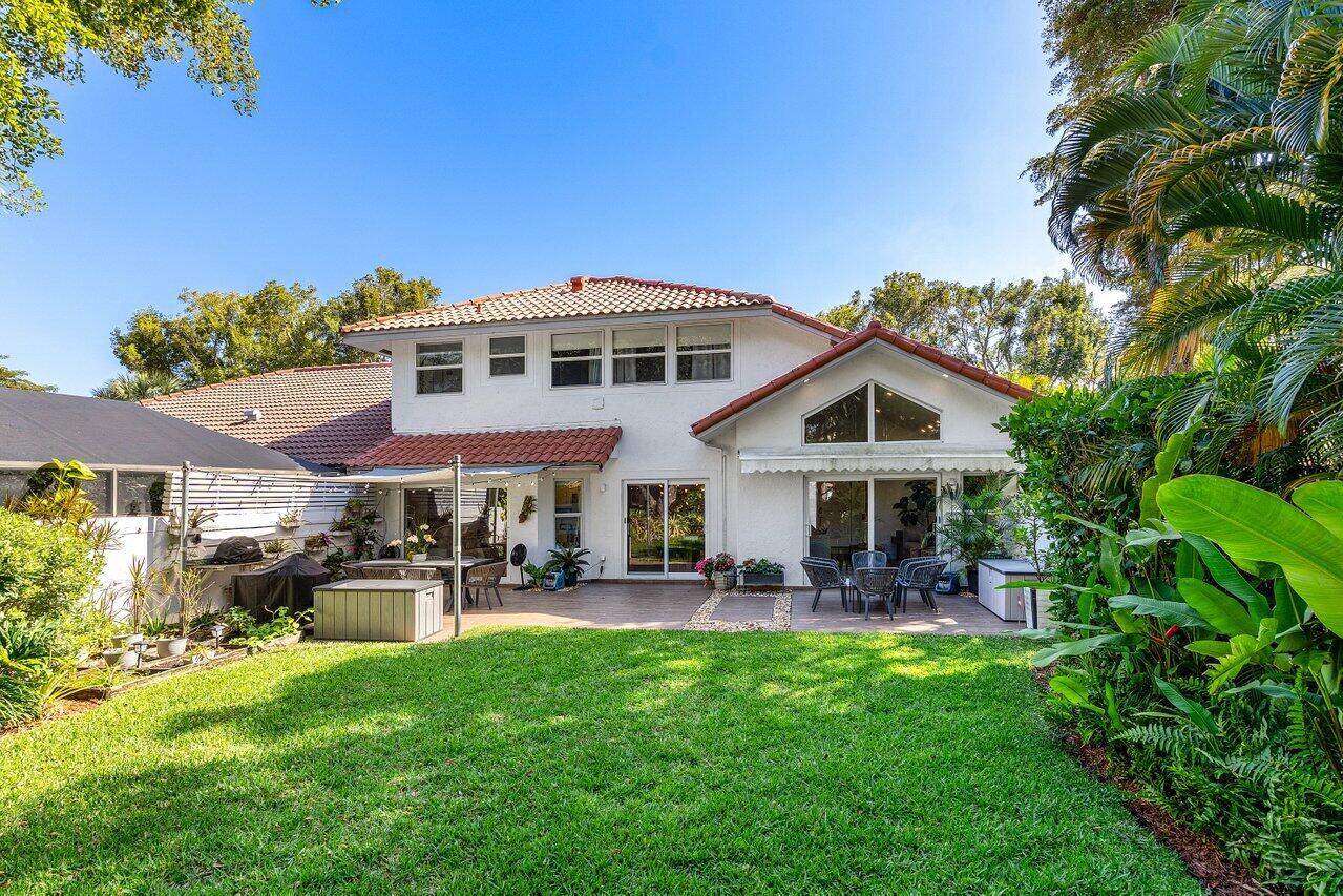 2093 NW 52nd Street 2093