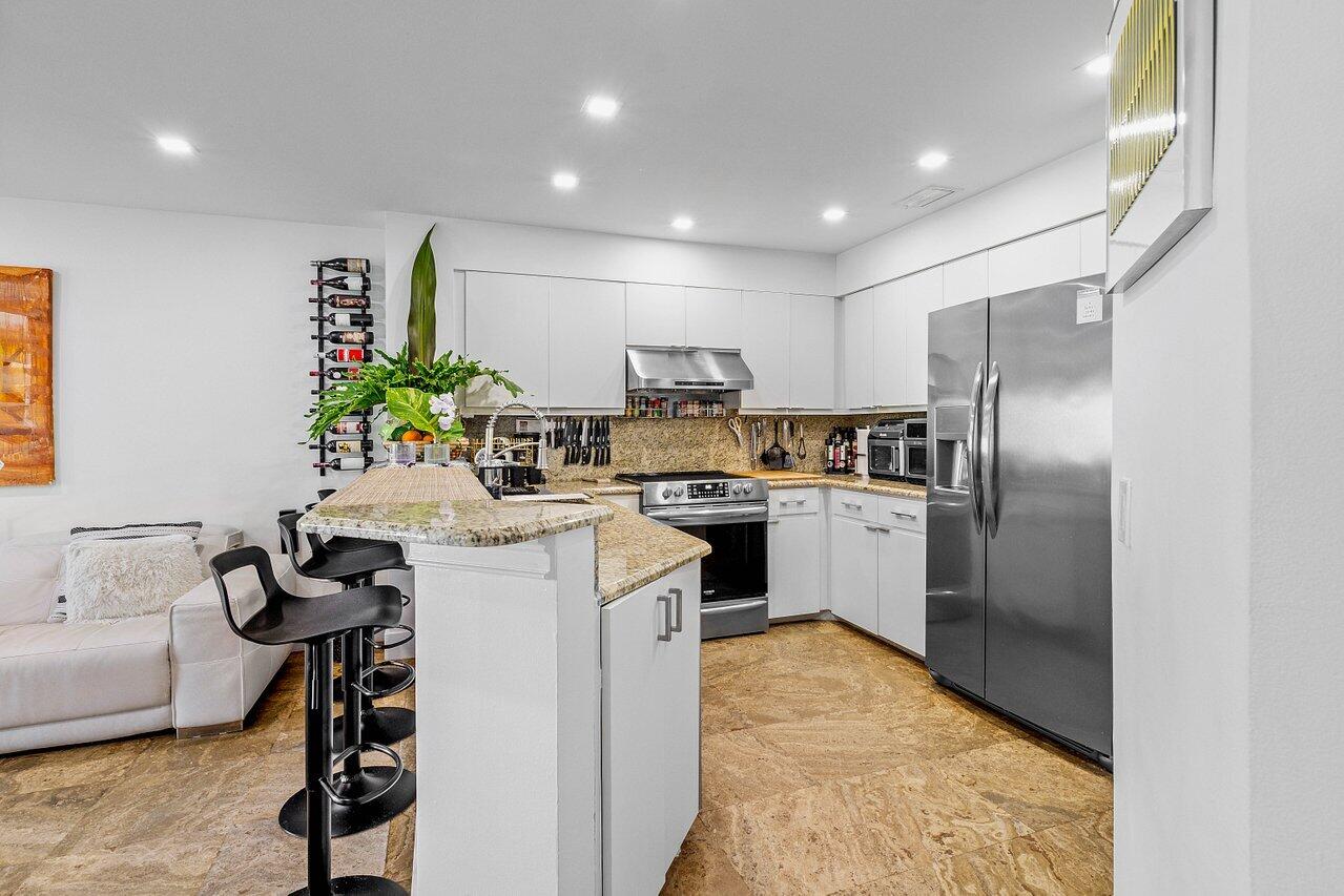 2093 NW 52nd Street 2093