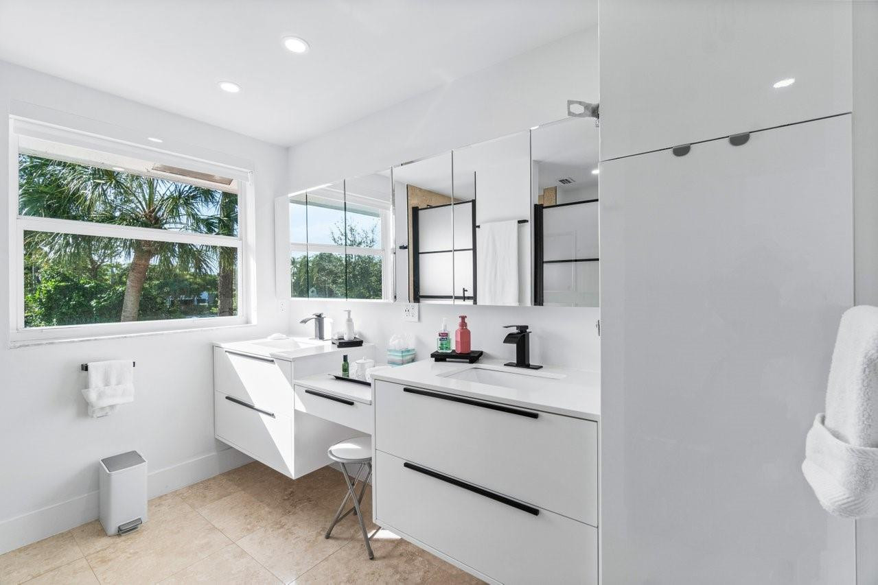 2058 NW 52nd Street
