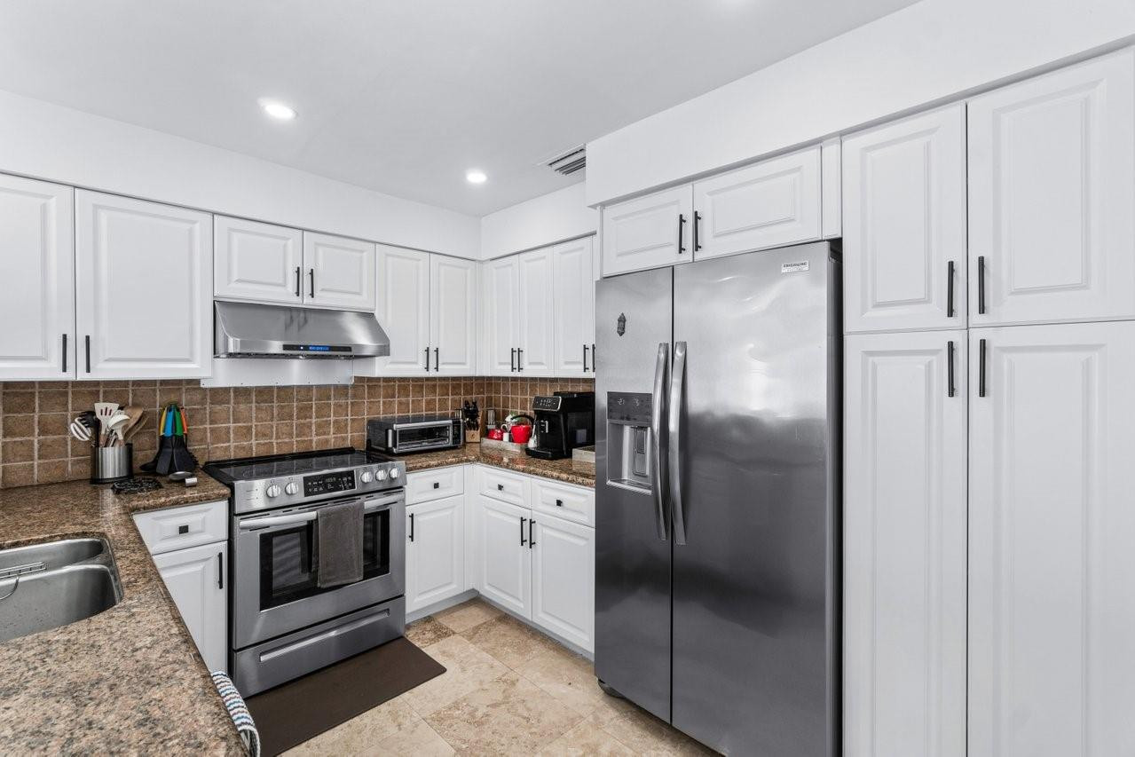 2058 NW 52nd Street