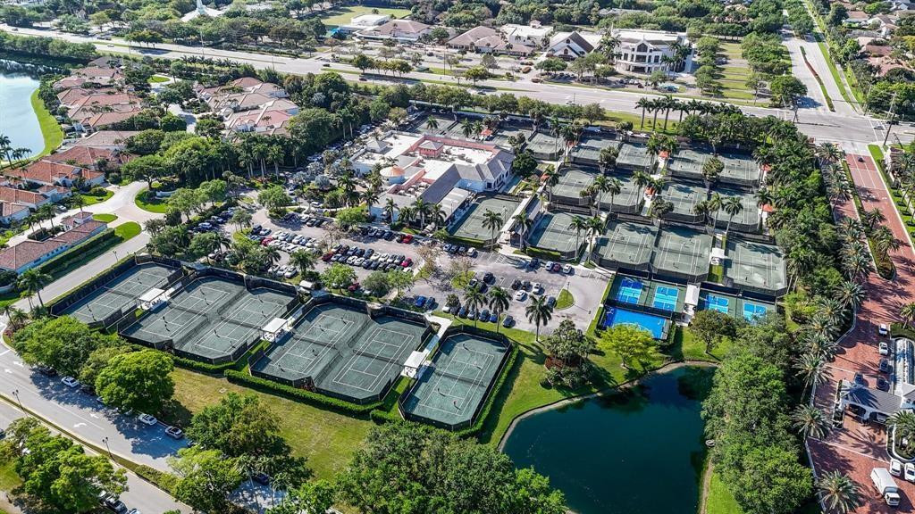2058 NW 52nd Street