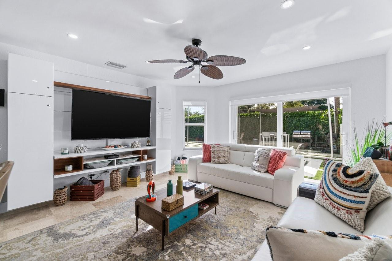 2058 NW 52nd Street