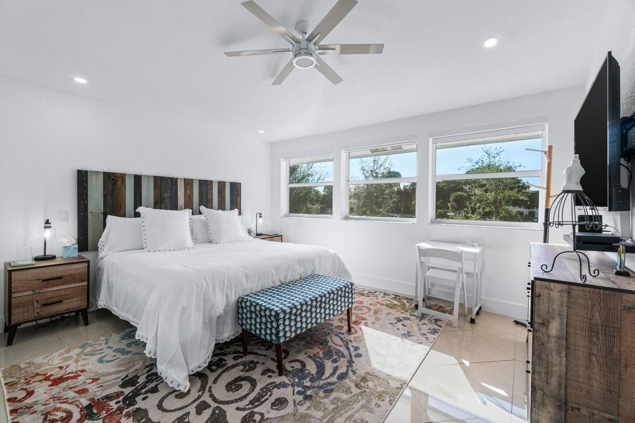 2058 NW 52nd Street