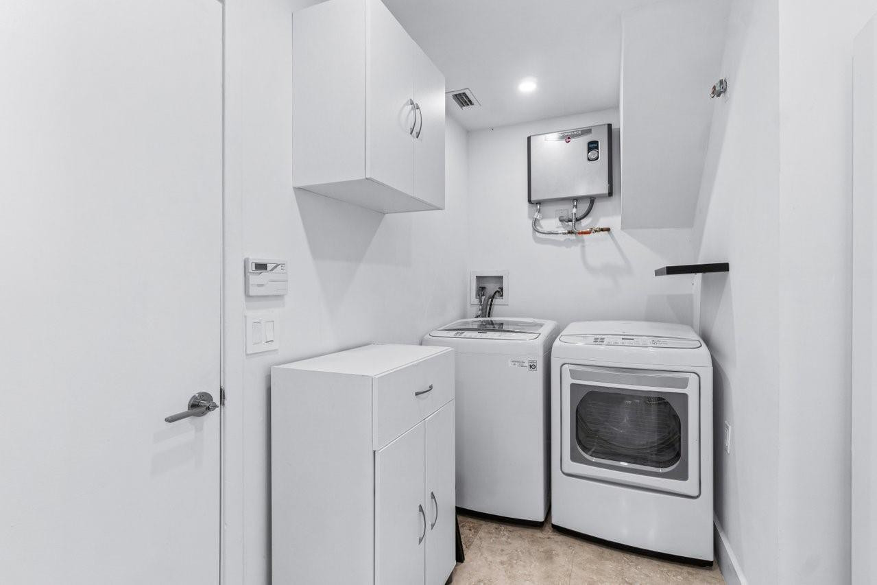 2058 NW 52nd Street