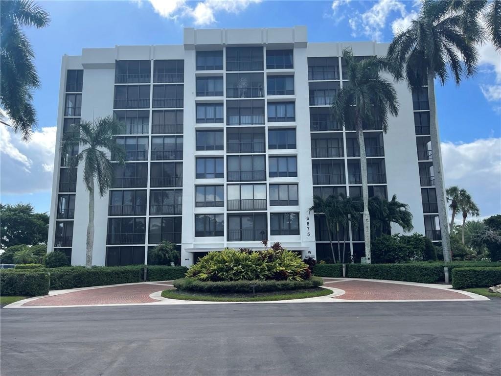 6875 Willow Wood Dr 2033