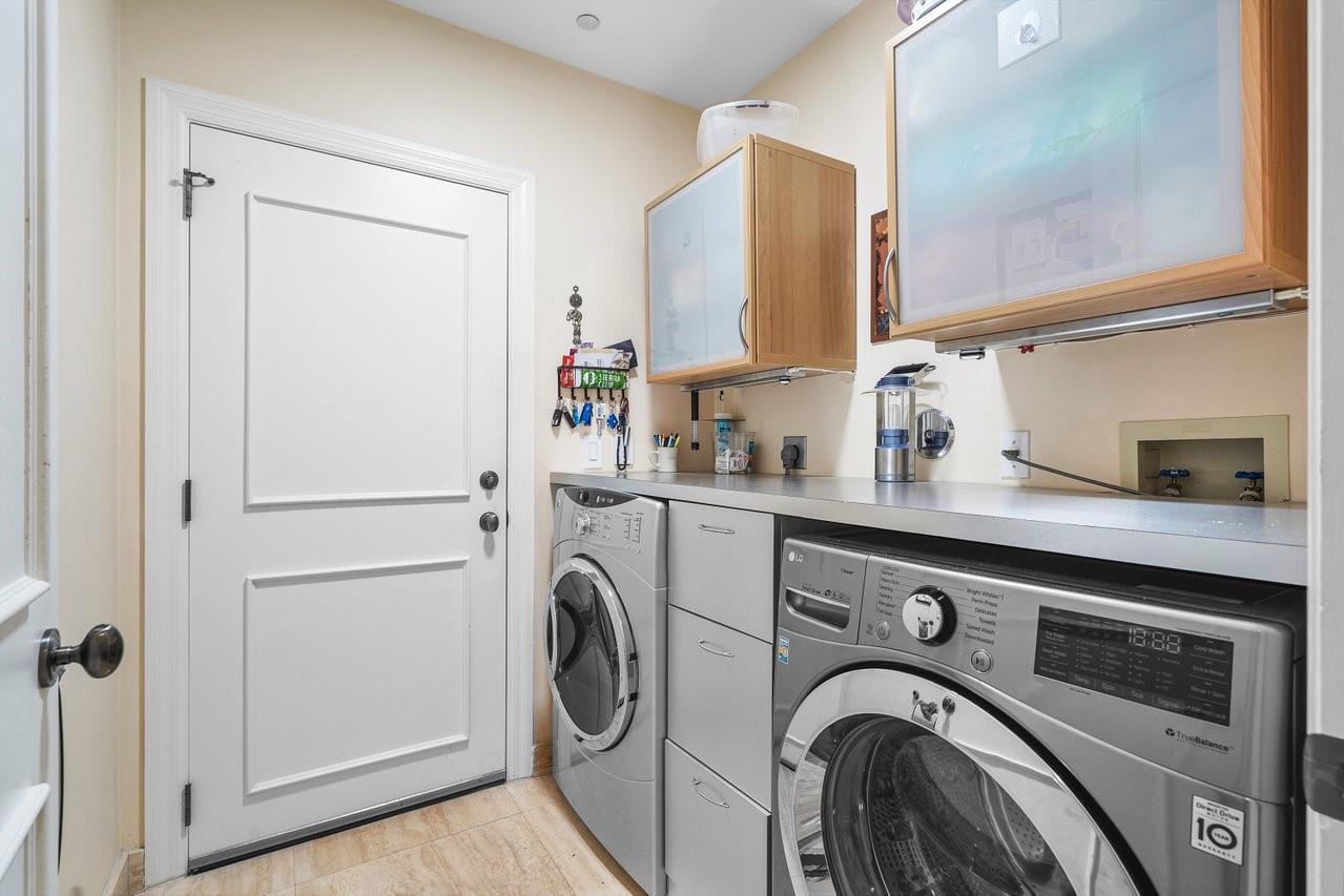 2554 Coco Plum Blvd 601