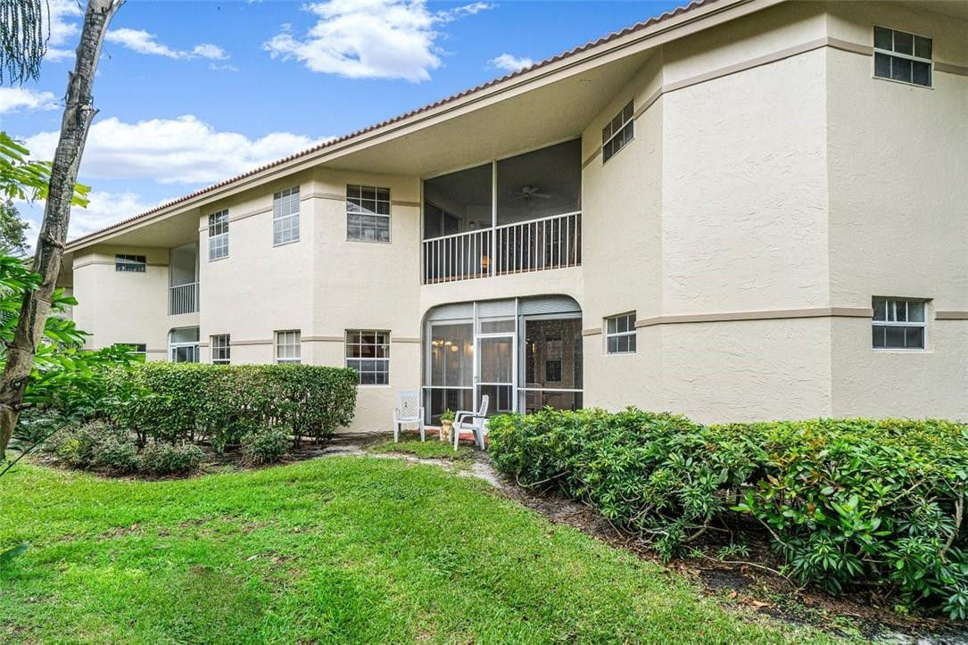 6566 Via Regina 6566