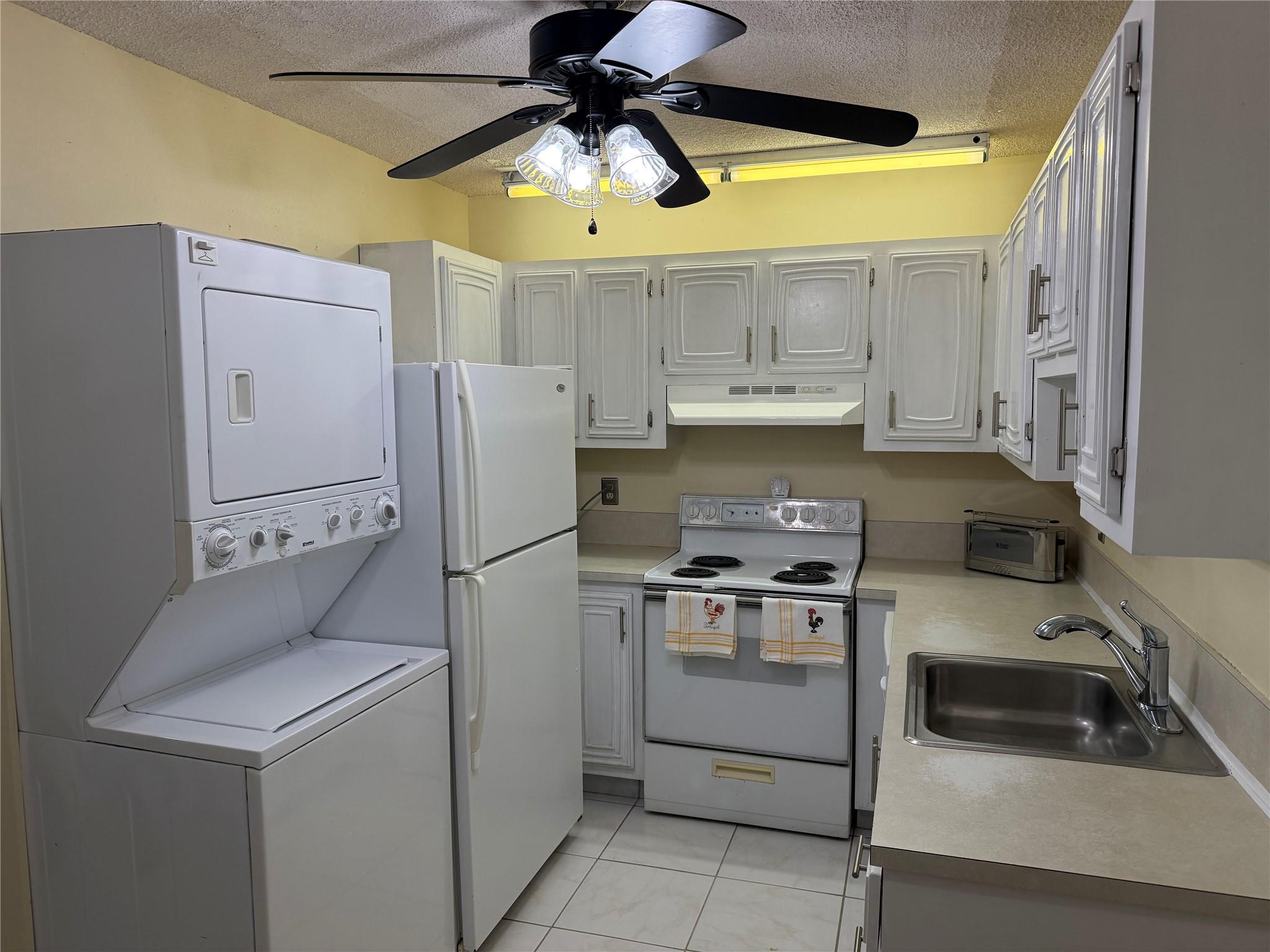 8540 Chevy Chase Drive 183