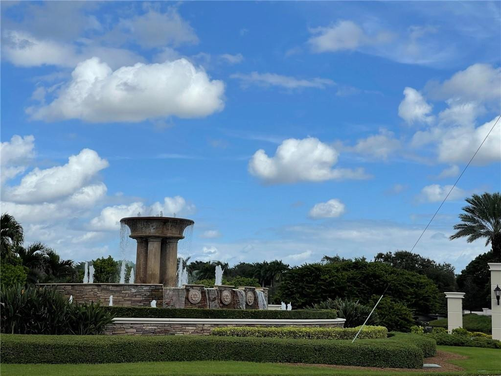 6875 Willow Wood Dr 2033