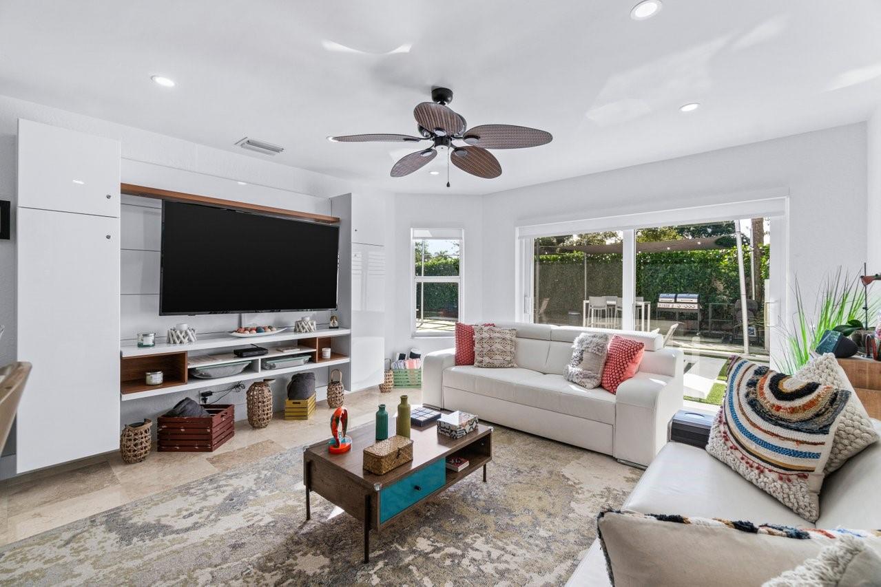 2058 NW 52nd St