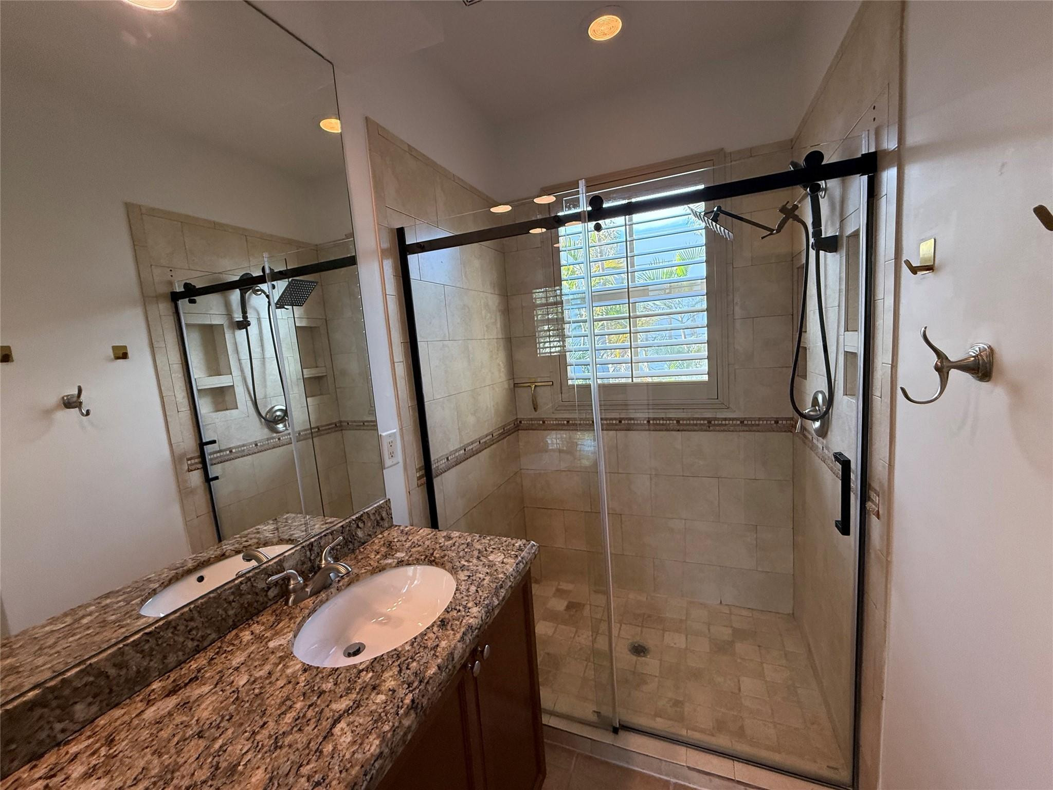 177 Lake Monterey Cir