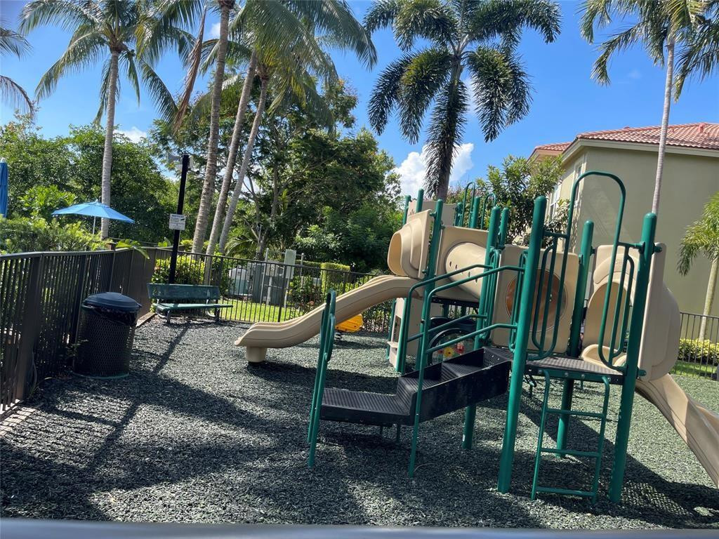 177 Lake Monterey Cir