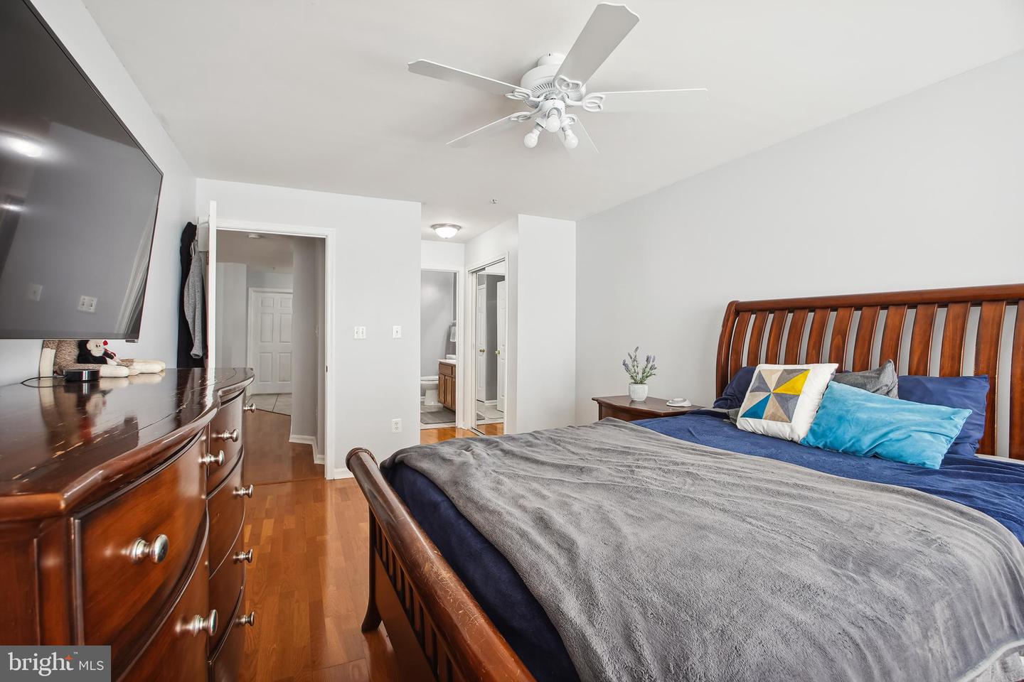 2022 Gov Thomas Bladen Way #102